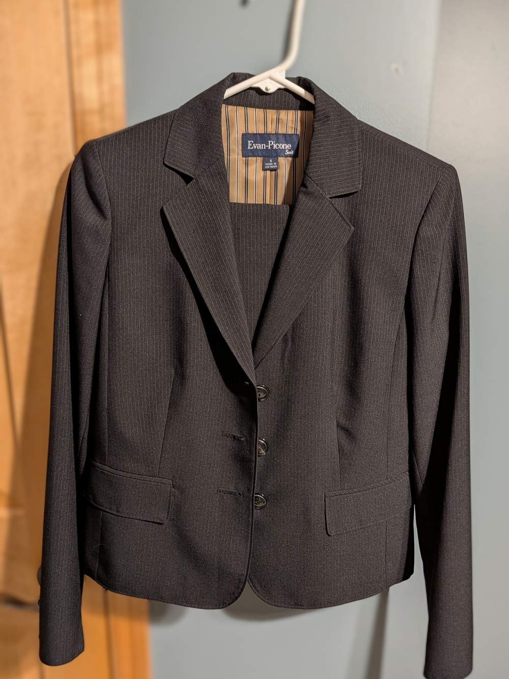 Evan-Picone Classic Black Pinstripe Blazer